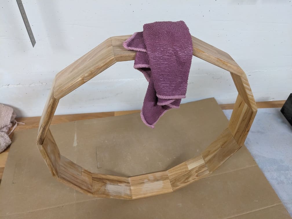 Fabrication de "Tambour chamanique #1 - Cerf et hêtre - 42.7 cm", étape 24