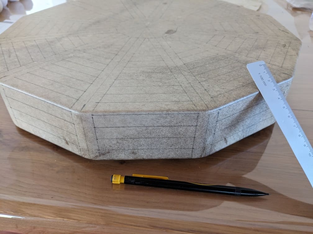 Fabrication de "Tambour chamanique #1 - Cerf et hêtre - 42.7 cm", étape 48